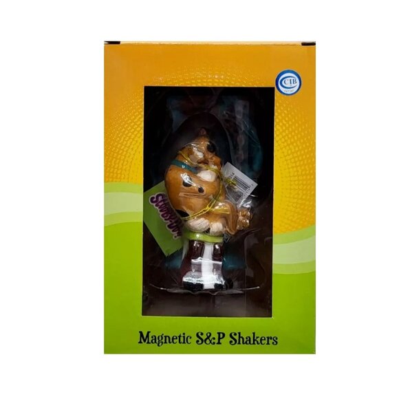 Scooby Doo A Good Scare Salt and Pepper Shaker Set # 23314 Westland Giftware - Picture 1 of 2